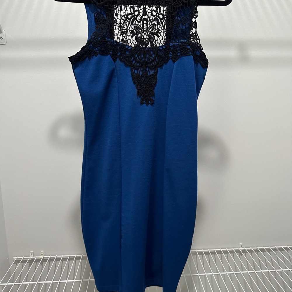 Elegant Blue Lace Dress